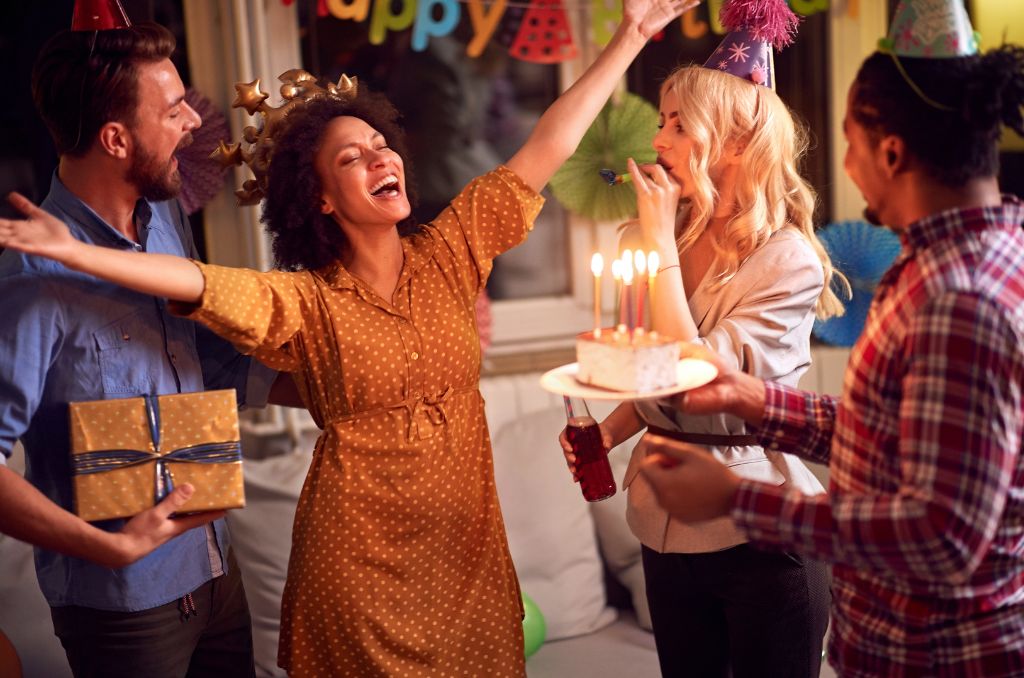 10 Best Budget Gift Ideas for Your Best Friend (Thoughtful & Affordable Picks)